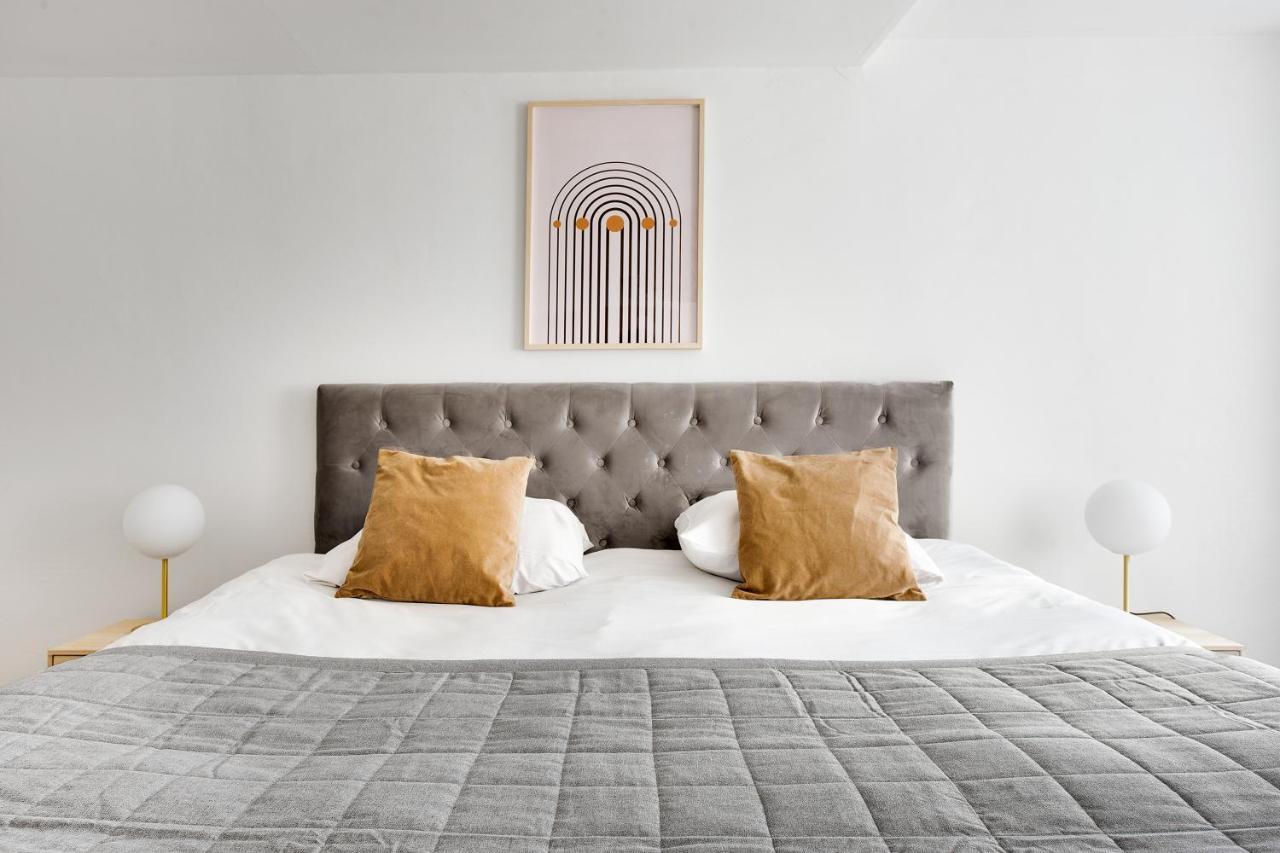 Sanders Main - Endearing Two-Bedroom Duplex Apartment With A Balcony Next To Magical Nyhavn Köpenhamn Exteriör bild