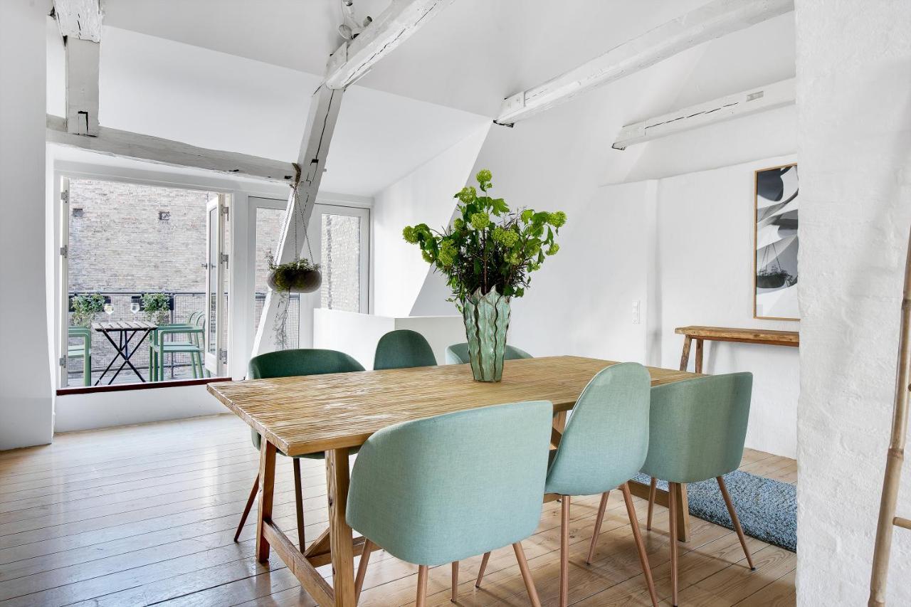 Sanders Main - Endearing Two-Bedroom Duplex Apartment With A Balcony Next To Magical Nyhavn Köpenhamn Exteriör bild