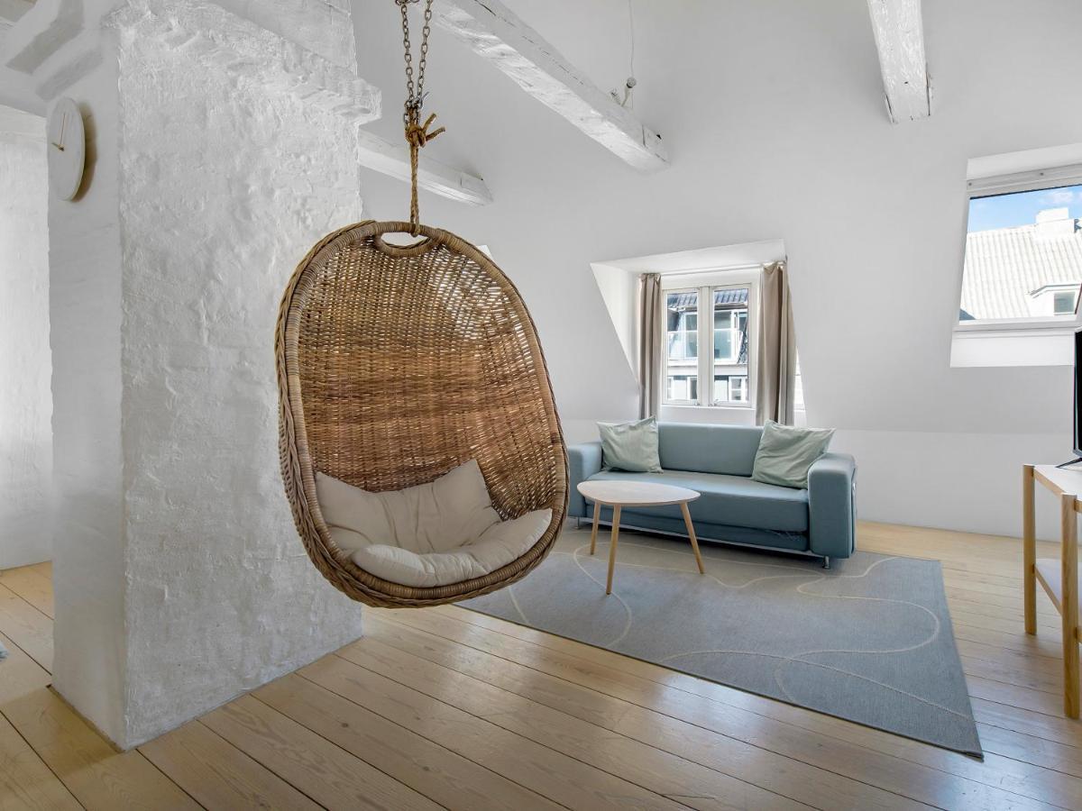 Sanders Main - Endearing Two-Bedroom Duplex Apartment With A Balcony Next To Magical Nyhavn Köpenhamn Exteriör bild
